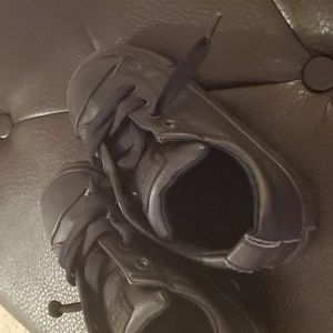 Black All Star Converse